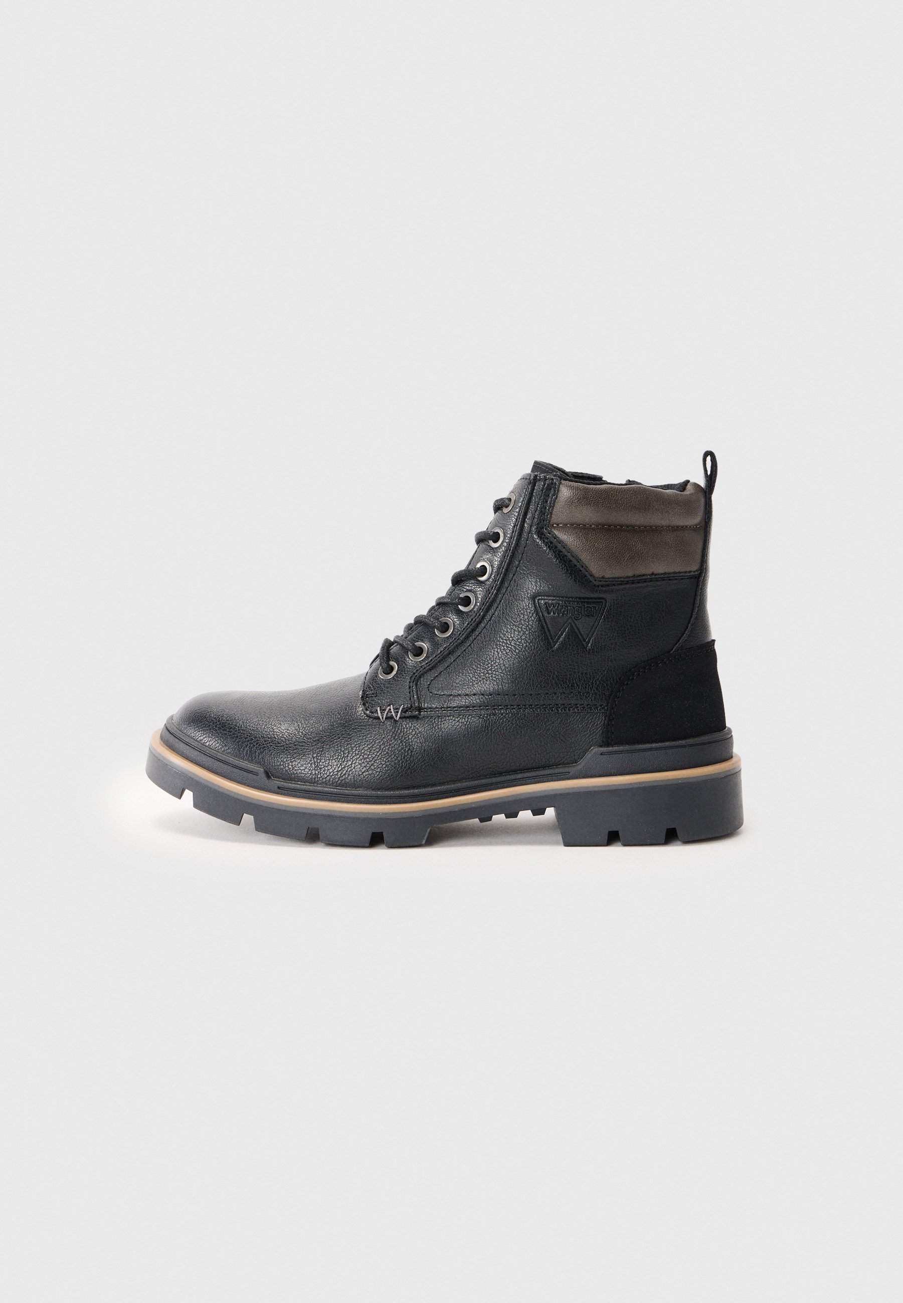 Wrangler NEVADA MEN HIGH - Lace-up ankle boots - black 