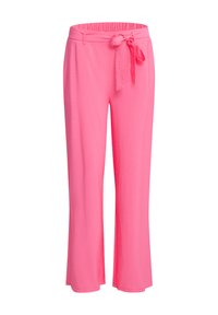 Rosa, leichte Hose mit lockerem Schnitt, elastischem Bund und einem gebundenen Gürtel. Der Stoff hat eine glatte und leicht zerknitterte Textur.
