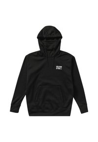 Sweatshirt à capuche noire en tissu doux, avec une poche sur le devant, des manches longues et un logo blanc sur la poitrine.