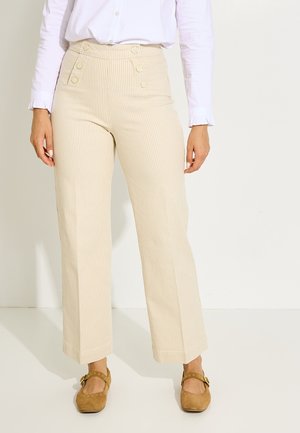 Grain de Malice, JEAN FLARE À PONT F02 - Pantalones - ecru