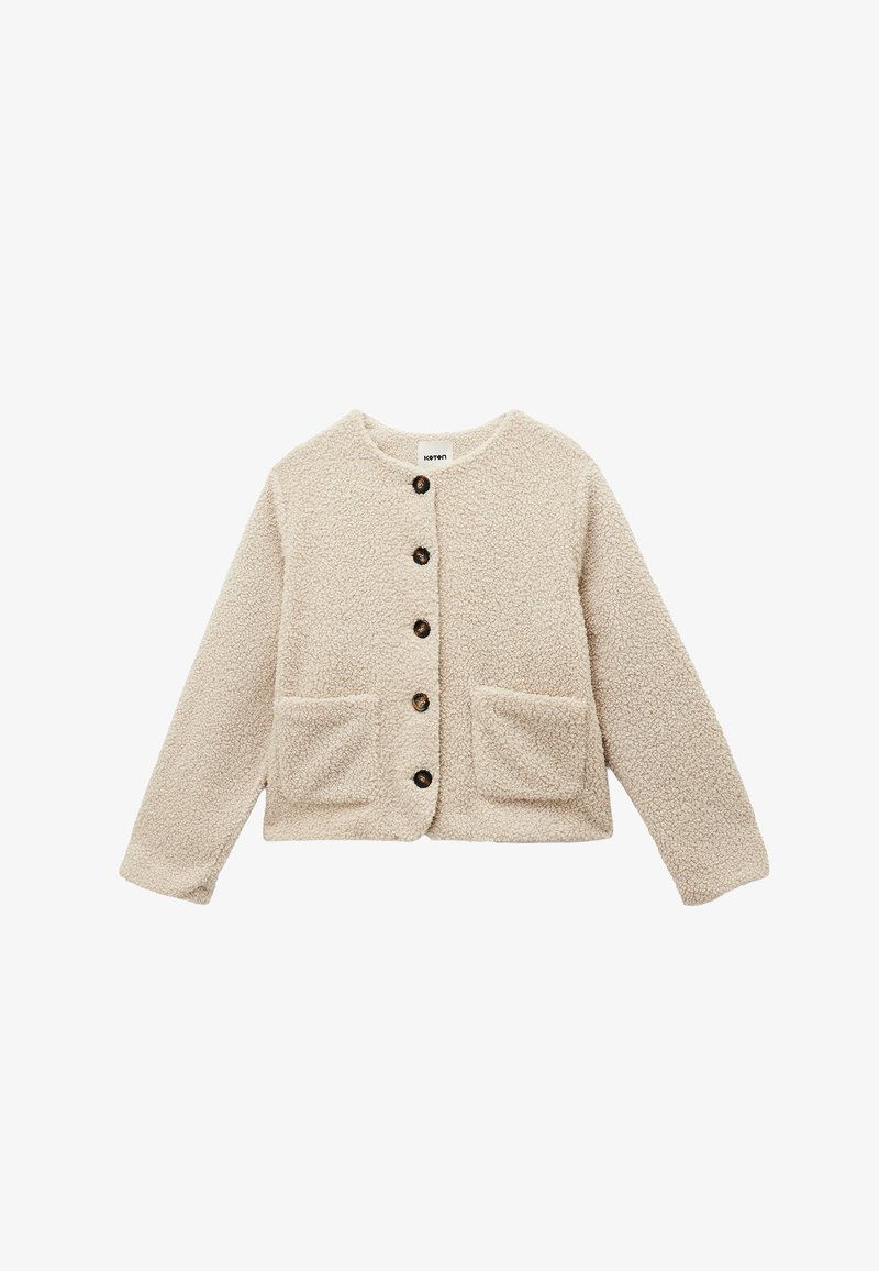 Beige cardigan med blød tekstur, rund halsudskæring, knaplukning foran og to forlommer. Har mørke knapdetaljer.