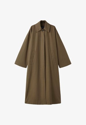 Długie, brązowe płaszcz z mieszanki bawełny z kołnierzem, dwoma przednimi kieszeniami i szerokimi rękawami, o prostym kroju i minimalistycznym designie.