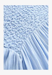 Vybrané, cornflower blue