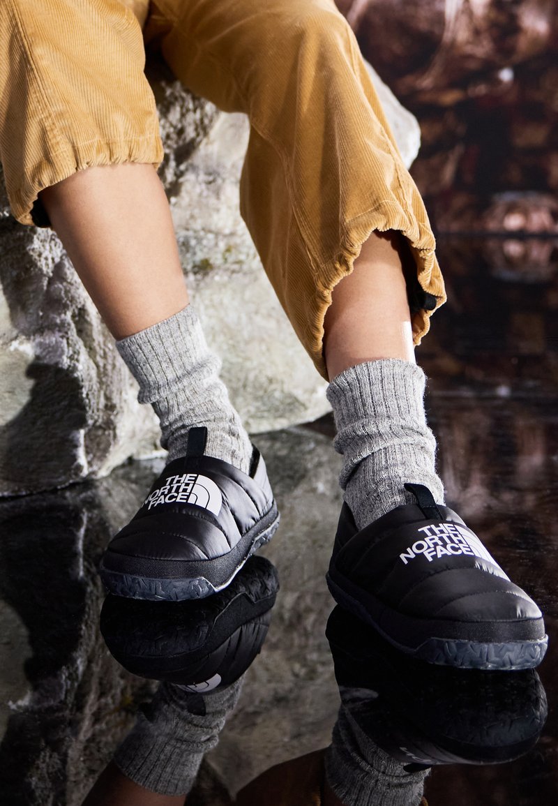 The North Face Black and White Text Slip-Ons With Red Accents Amazon.com: The North Face Teen Thermoball Insulated  main image 2