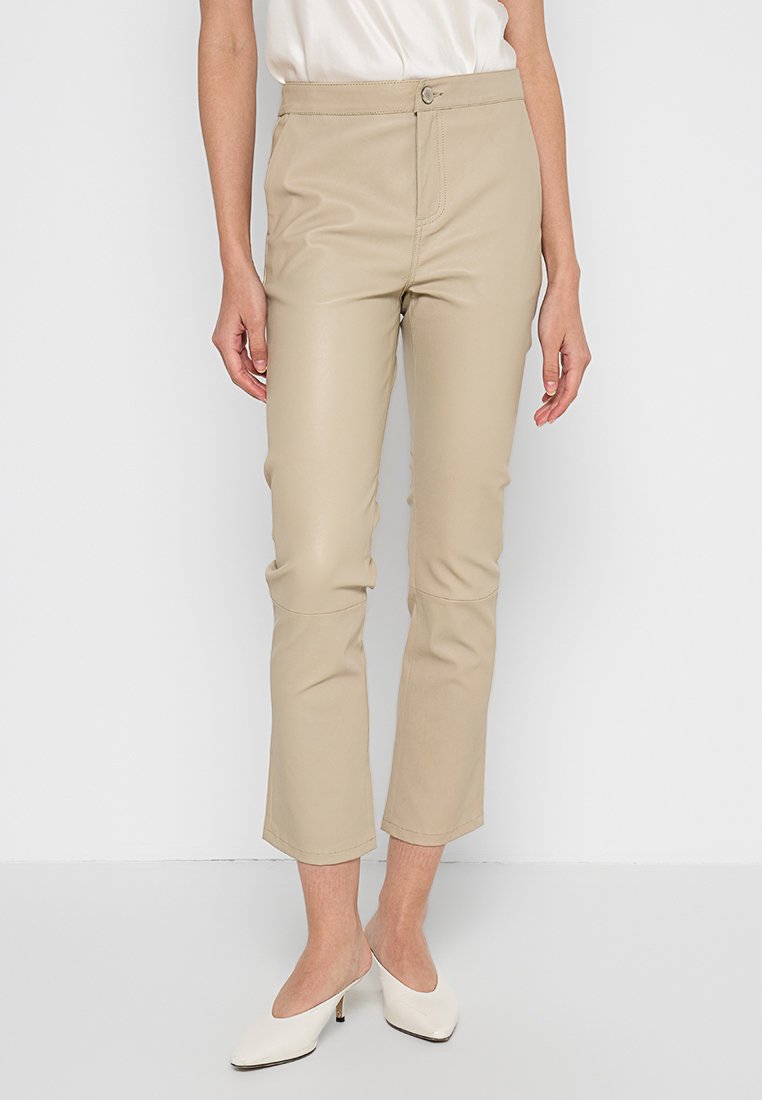 2nd Day Leren broek beige 2nd Day Leren broek beige
