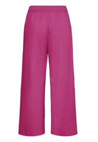 Rózsaszín bőszárú nadrág gumis derékpánttal, puha anyagból készült, sima textúrájú, minták vagy díszítések nélkül.