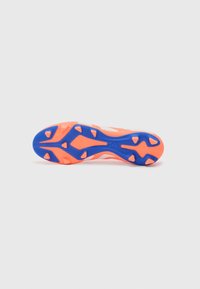 adidas Performance PREDATOR CLUB UNISEX - Botines de fútbol para terreno firme - signal coral/ftwr white/beam orange