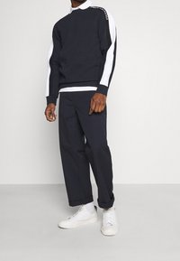 Armani Exchange Maglietta a manica lunga - dark blue