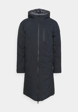 Langer schwarzer Wintermantel mit Kapuze, wasserdichten Reißverschlüssen an der Vorder- und Brustseite, gestepptem Futter und verlängertem Rückensaum für zusätzlichen Schutz.