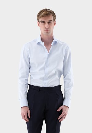 SOHI OAKLEY MA - Hemd - light blue