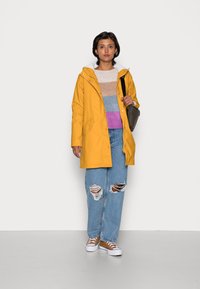 ONLY ONLSALLY RAINCOAT - Casaco de inverno - tawny olive