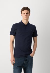 Calvin Klein Jeans BADGE SLIM - Poloskjorter - night sky
