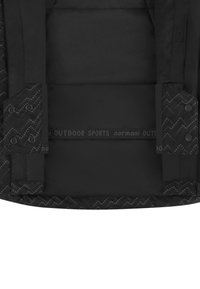 Schwarze isolierte Jacke von innen mit gesteppter Polsterung, strukturiertem schwarzen Stoff mit Zickzackmuster, Druckknöpfen und Branding-Detail.