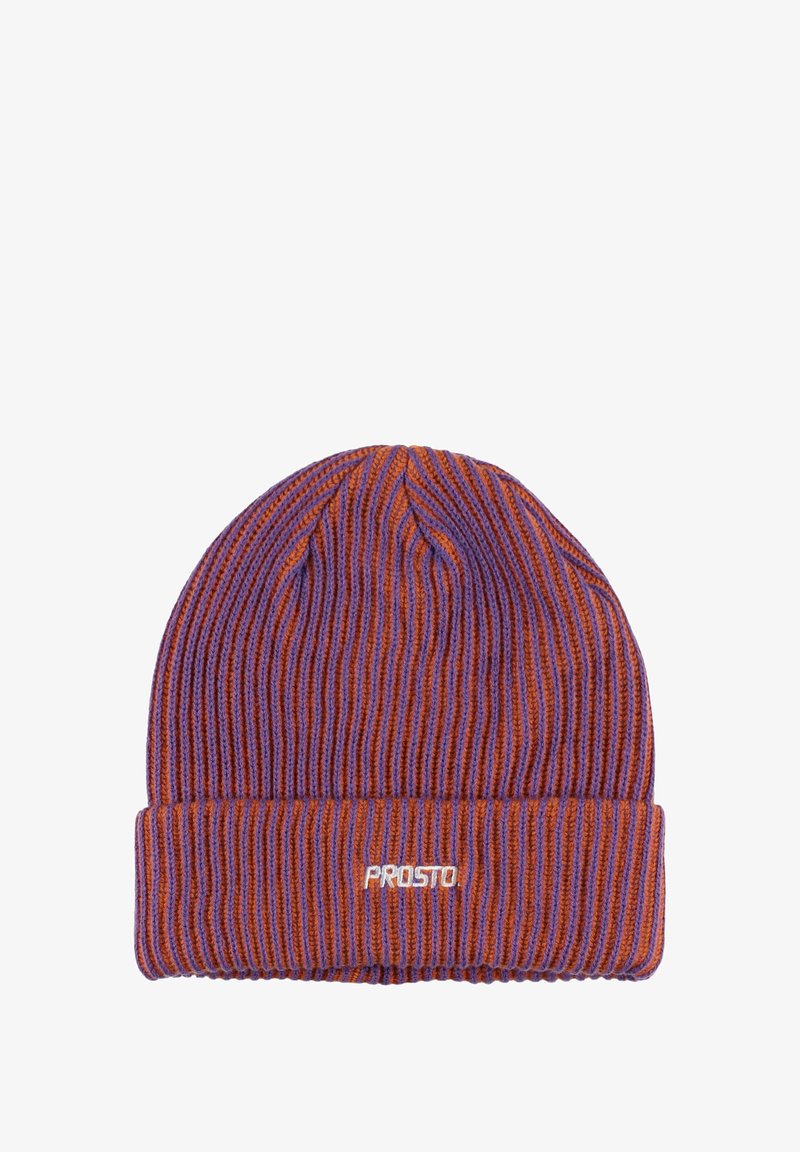 Fioletowo-pomarańczowa prążkowana dzianinowa czapka z wywiniętym rondem, z haftowanym na przodzie białym napisem "PROSTO".