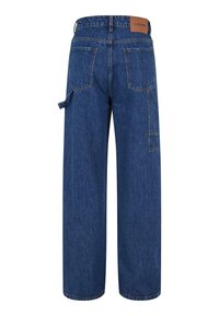 Weite blaue Denim-Jeans mit einer glatten Textur, fünf Taschen, einem hinteren Lederetikett und seitlichen Taschen für zusätzliche Funktionalität.