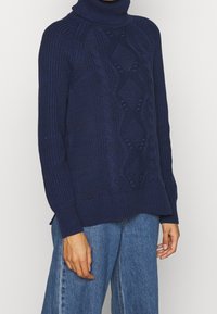 GAP Sweter