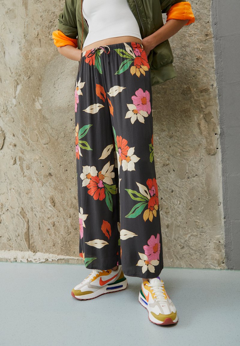 Billabong BEACH SPIRIT Trousers black Zalando.ie