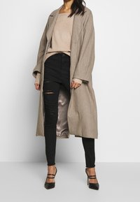 Missguided Sweter