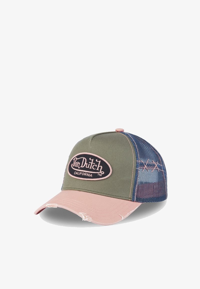 Gorro verde con visera rosa y parte trasera de malla. Presenta una insignia circular del logo de Von Dutch en rosa. Bisel desgastado en la visera. Detalles tejidos a los lados.