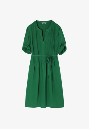 Groene jurk met korte mouwen, een geplisseerde voorkant, V-hals, opgerolde mouwen en een strik taille. Gemaakt van een soepele stof, met een ontspannen pasvorm.