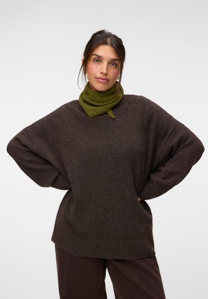 Vero Moda Curve, VMCBOOM O NECK PULLOVER - Jersey de punto - chocolate torte melange