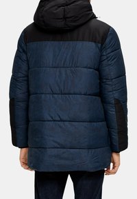 s.Oliver Wintermantel - blau