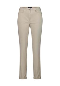 Pantaloni beige con gamba dritta, dotati di chiusura a bottone e passanti per la cintura. Il tessuto ha una consistenza liscia; i polsini sono arrotolati.