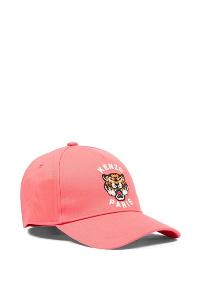 Koraalroze honkbalpet met geborduurd hoofd van een brullende tijger en de tekst "KENZO PARIS" aan de voorkant, gebogen klep en verstelbare achterriem.