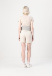 Thumbnail Image 4