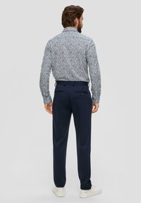 s.Oliver BLACK LABEL MIT ALL-OVER-PRINT - Hemd - himmelblau