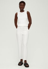 s.Oliver BLACK LABEL REGULAR - Chino - ecru