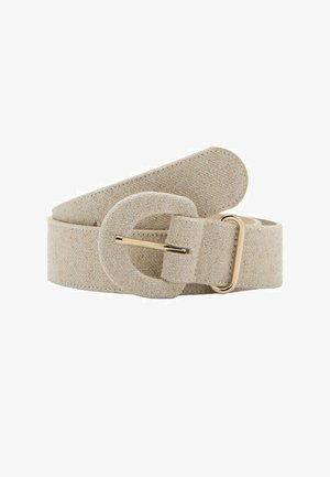 Bež platneni remen s velikom okruglom kopčom prekrivenom istim materijalom i zlatnim metalnim jezikom.