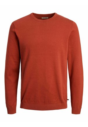 Pull homme couleur rouille à manches longues avec col rond, poignets et ourlet côtelés, design uni sans motifs ni logos visibles.