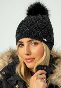 WITTCHEN Gorro - black