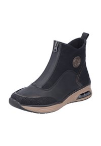 Bottine noire à fermeture éclair, en cuir texturé, avec des panneaux lisses, une semelle en caoutchouc et une unité de coussin d'air visible sur le talon.
