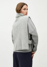 mbyM FEODORY-M - Keep - light grey melange