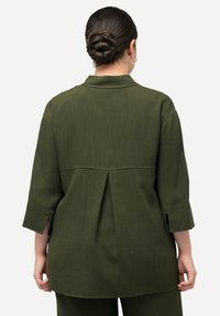 Ulla Popken 3/4 SLEEVE - Blusa - forest green