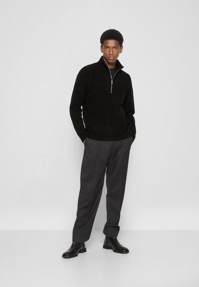 Filippa K M. ANDREW SWEATER - Camisola - black