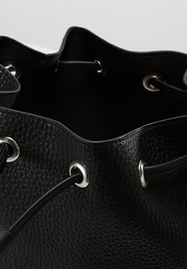 Pieces PCPINA BUCKET BAG Håndveske black Zalando.no Pieces PCPINA BUCKET BAG Håndveske black Zalando.no