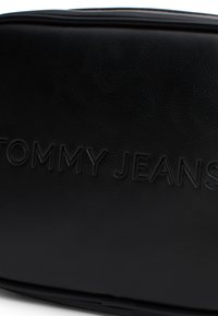 Tommy Jeans MUST  - Borsa a tracolla - black