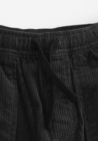 Coccodrillo - Spodnie materiałowe