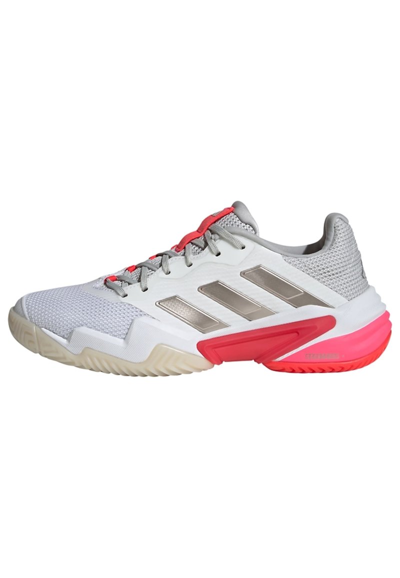 Scarpe da tennis per tutte le superfici