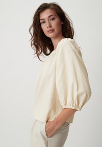 comma casual identity Bluse - creme