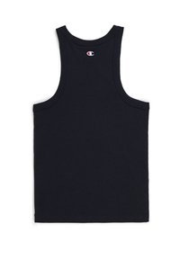 Top sin mangas de color azul marino, fabricado en algodón, con un escote redondo y amplias sisas. Pequeño logotipo bordado en la parte posterior cerca del cuello.