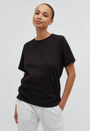 Black short-sleeve t-shirt made of smooth fabric, featuring a classic round neckline, relaxed fit, and subtle stitching details.