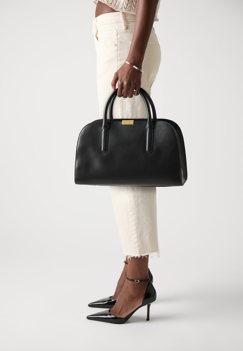 Tommy Hilfiger ICONIC SATCHEL - Kabelka - black
