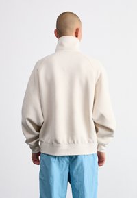 Nike Sportswear Sweatshirt - light orewood brown