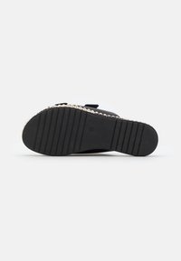 New Look Pantofle - black