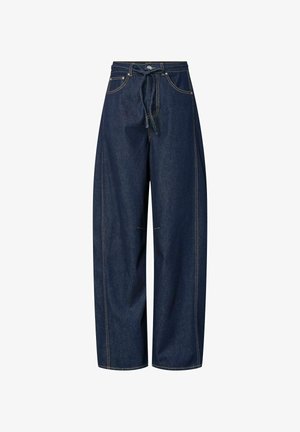 Wijdvallende denimbroeken in donkerblauw met een trekkoord in de taille, zichtbare stikseldetails en twee voorzakken. Klassieke denimstructuur.
