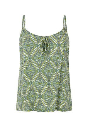 Groen mouwloos shirtje met verstelbare bandjes en geometrisch geel, wit en donkergroen patroon met een klein voorstrikdetail.